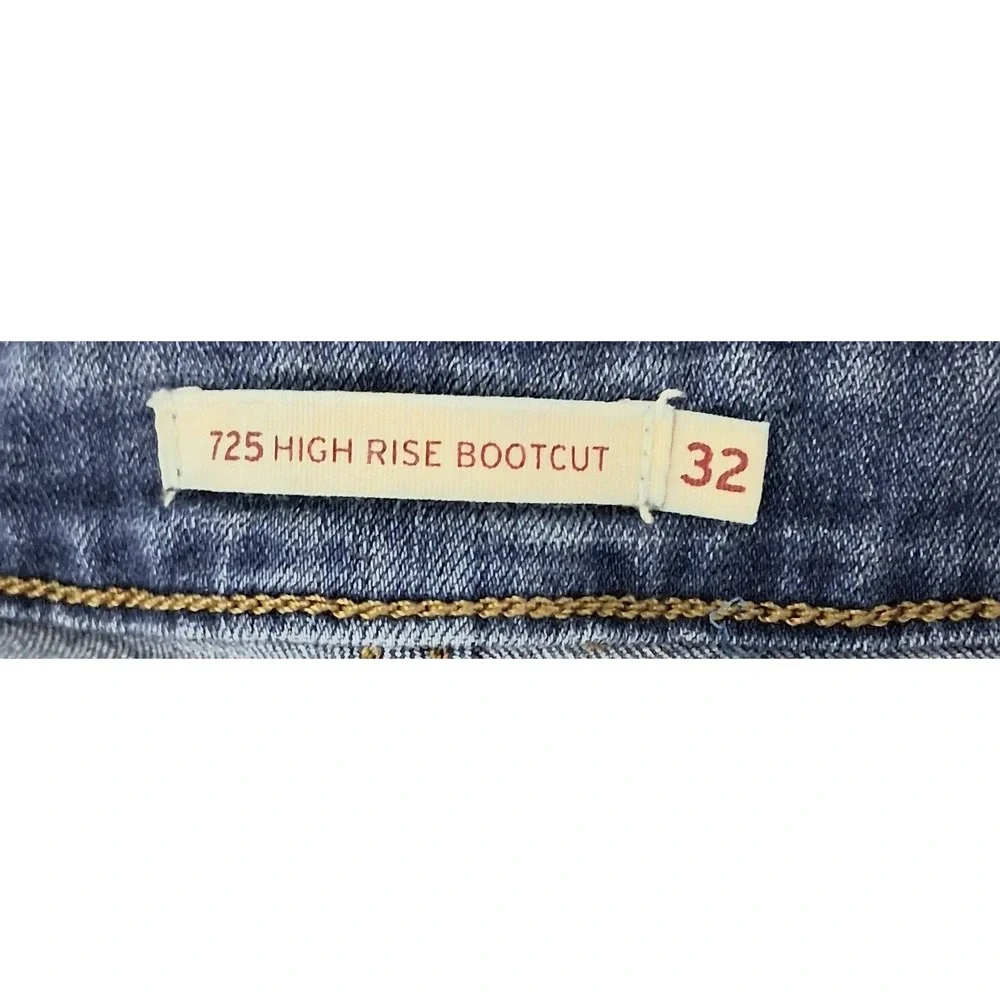 Levi's 725 Jeans Women's Size 32 High-Rise Bootcut Med Wash Pockets Preowned